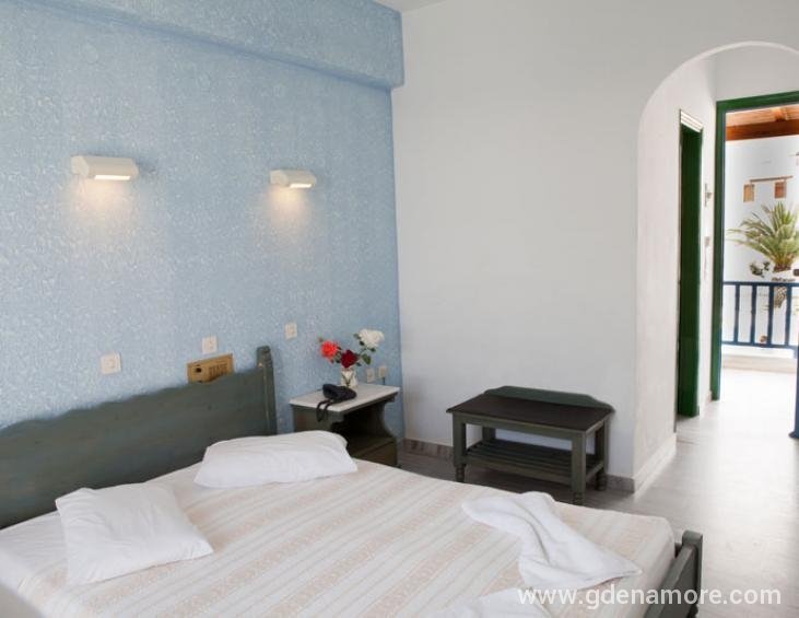 Hotel Polos 3* Paros